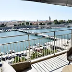 Apartment Michelle - Sights Within Easy Reach